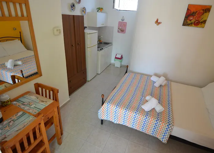 Marianthi 招待所 3*