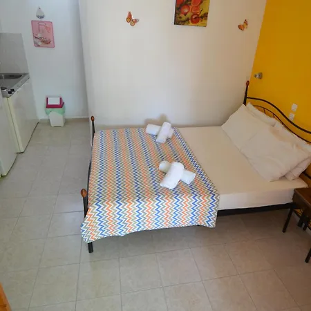 Marianthi Pensionat Archangelos (Rhodes)