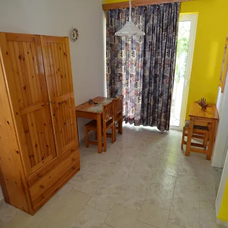 Marianthi Guest house